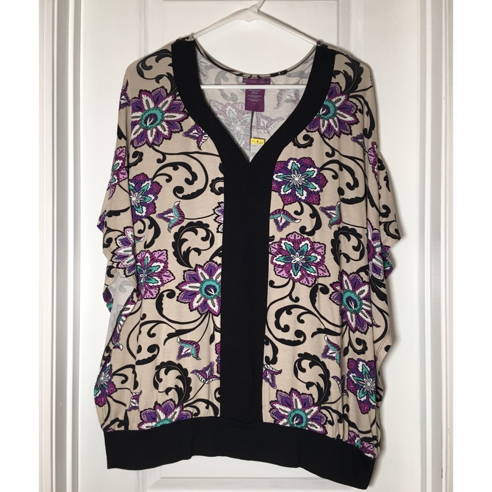 Beautiful Floral Cream and Black Blouse Perfect for Work